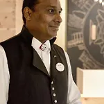 Becozy Self Check-in & Pop-up Hotell 4*