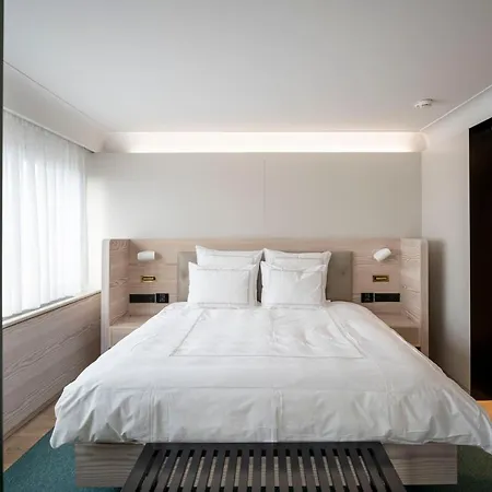 Becozy Self Check-in & Pop-up Hotell 4*