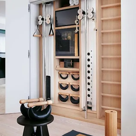 Hotell Becozy Self Check-in & Pop-up 4*