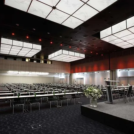 Becozy Self Check-in & Pop-up Hotell 4*