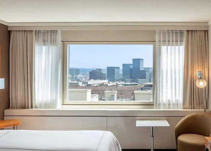 Becozy Self Check-in & Pop-up Hotel Zurich