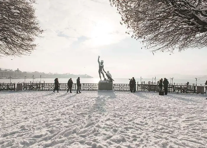 Becozy Self Check-in & Pop-up 4*