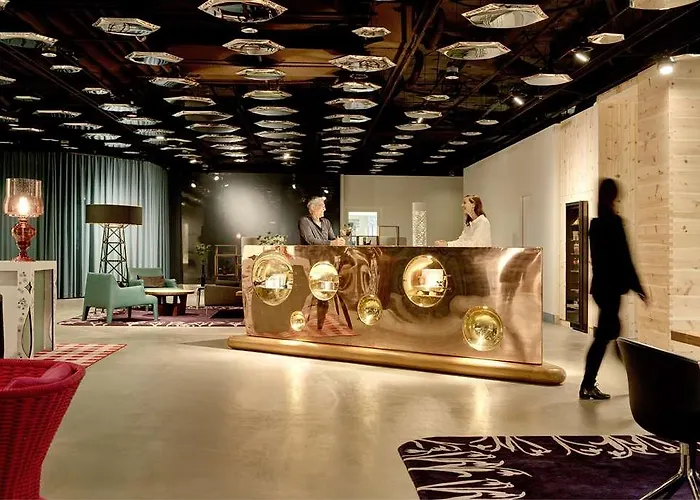 Becozy Self Check-in & Pop-up 4*