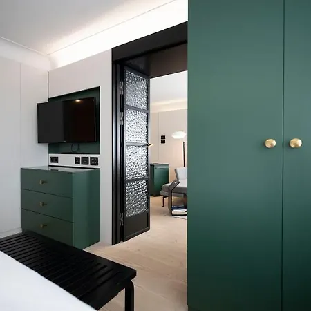 Hotel Becozy Self Check-in & Pop-up 4*