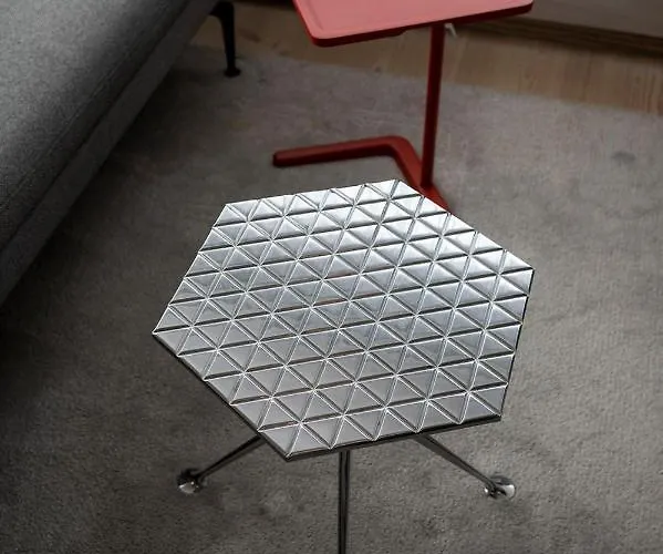 Becozy Self Check-in & Pop-up 4*