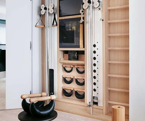 Hotell Becozy Self Check-in & Pop-up 4*